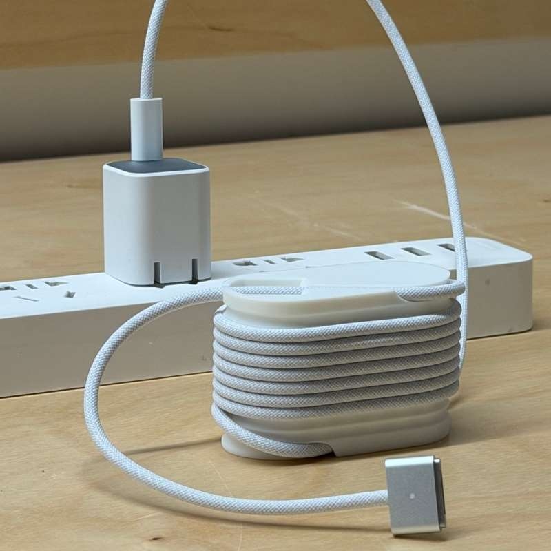 Desk Setup Mac - Portable Cable Winder Cord Storage Organizer